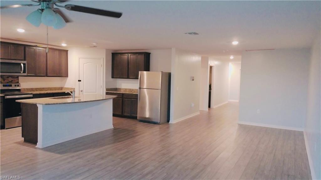 244 Loadstar St Property Photo 14