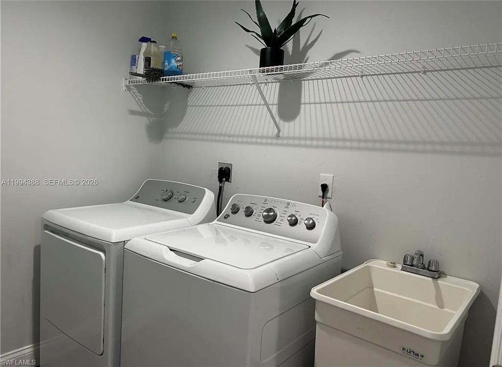 634 Royce Rd Property Photo 17