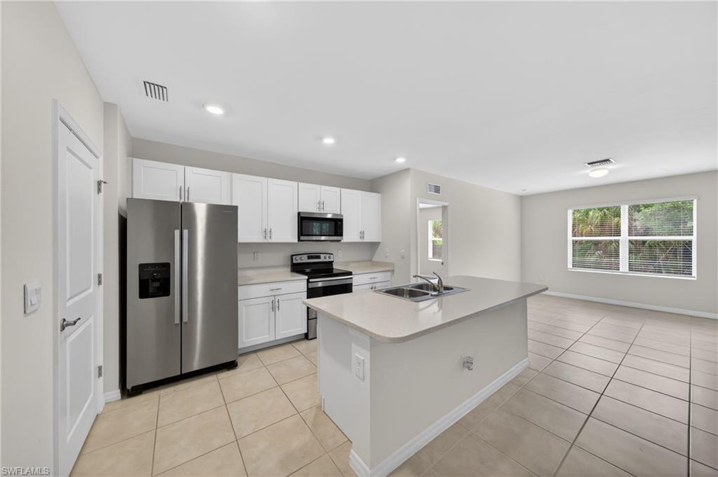 18546 Marlin Kite Ln Property Photo 2