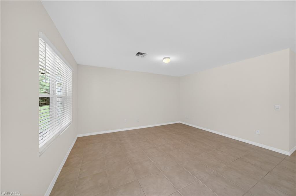 18546 Marlin Kite Ln Property Photo 8