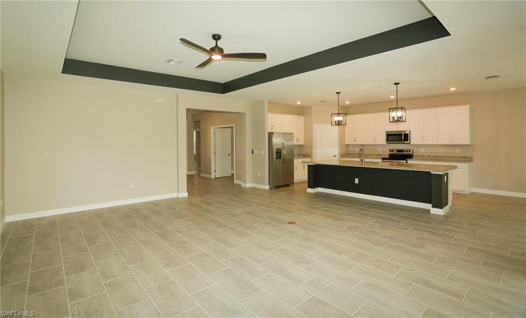 11380 Canopy Loop Property Photo 4