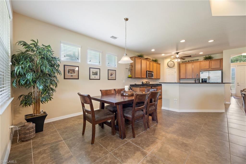 2466 Ashbury Cir Property Photo 12