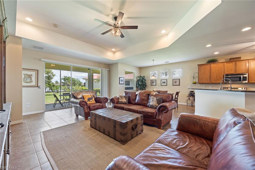 2466 Ashbury Cir Property Photo 16
