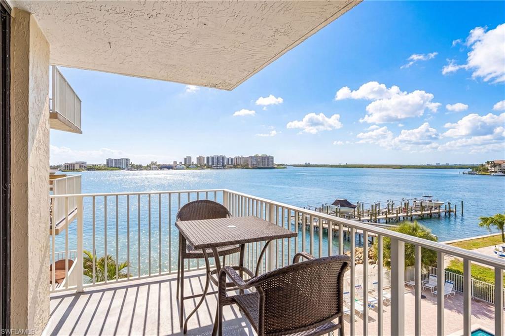 8701 Estero Blvd 304 Property Photo 1