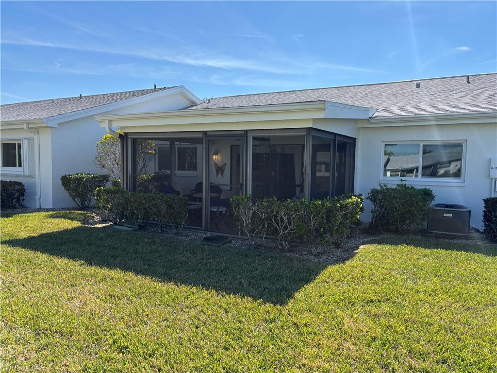1515 Edgewater Cir Property Photo 3