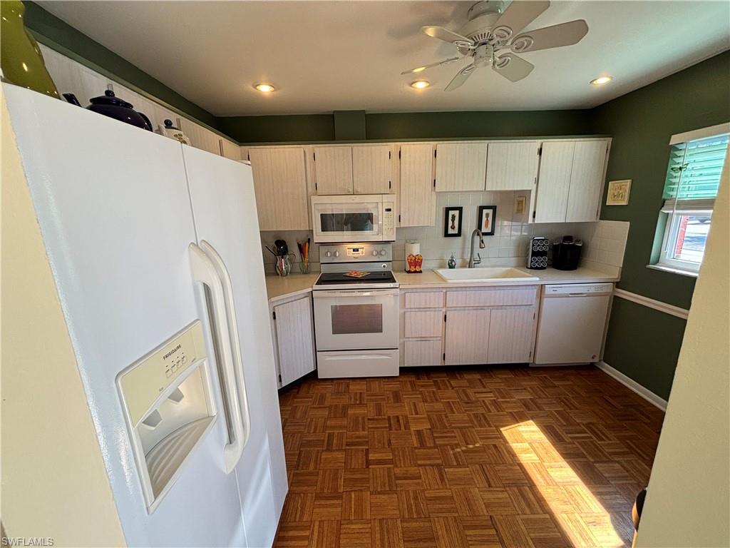 1515 Edgewater Cir Property Photo 9