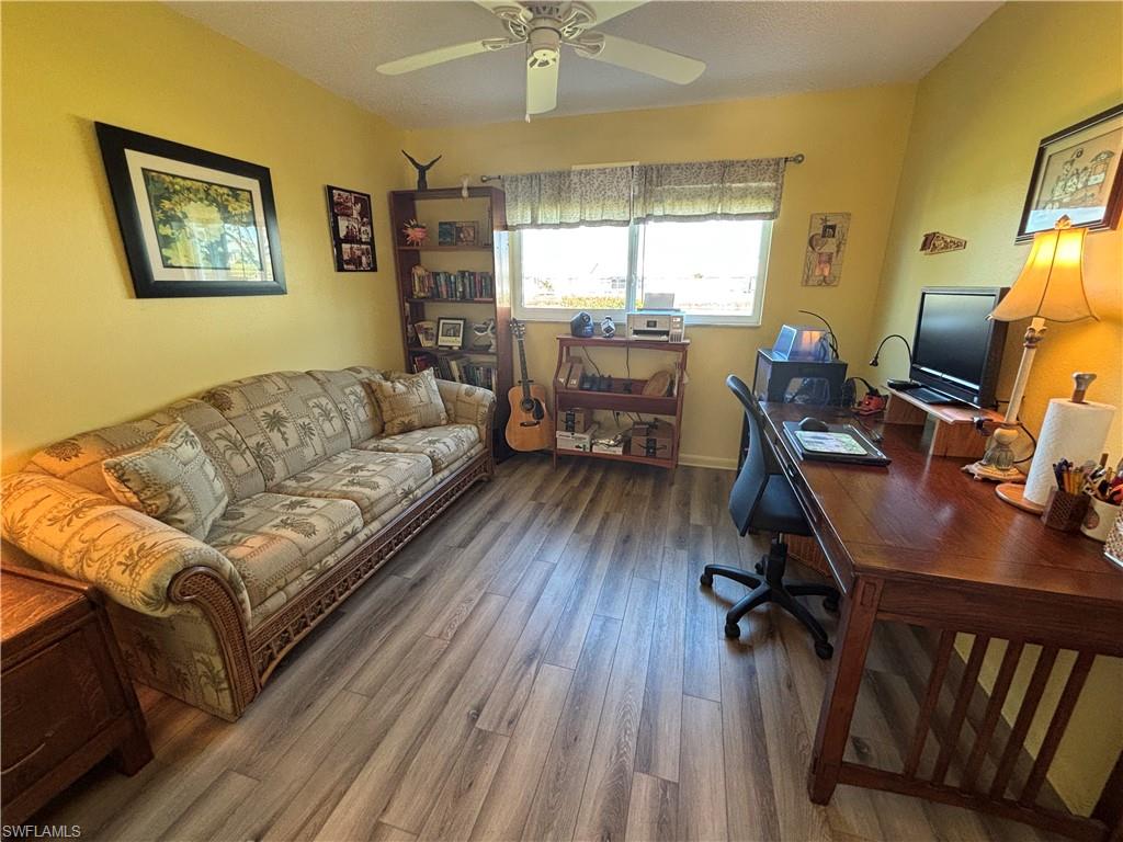 1515 Edgewater Cir Property Photo 27