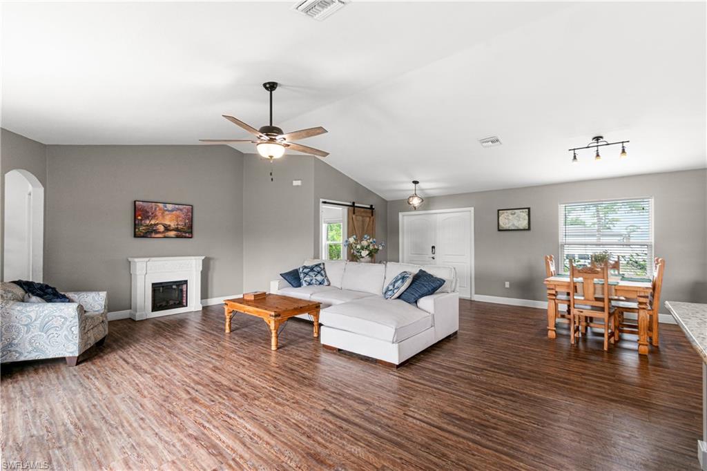 5013 Dania Cir Property Photo 25
