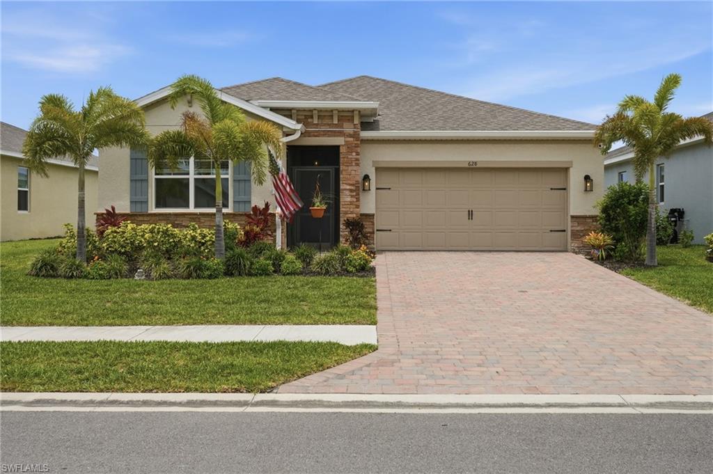 628 Parkshore Lake Ave Property Photo 1