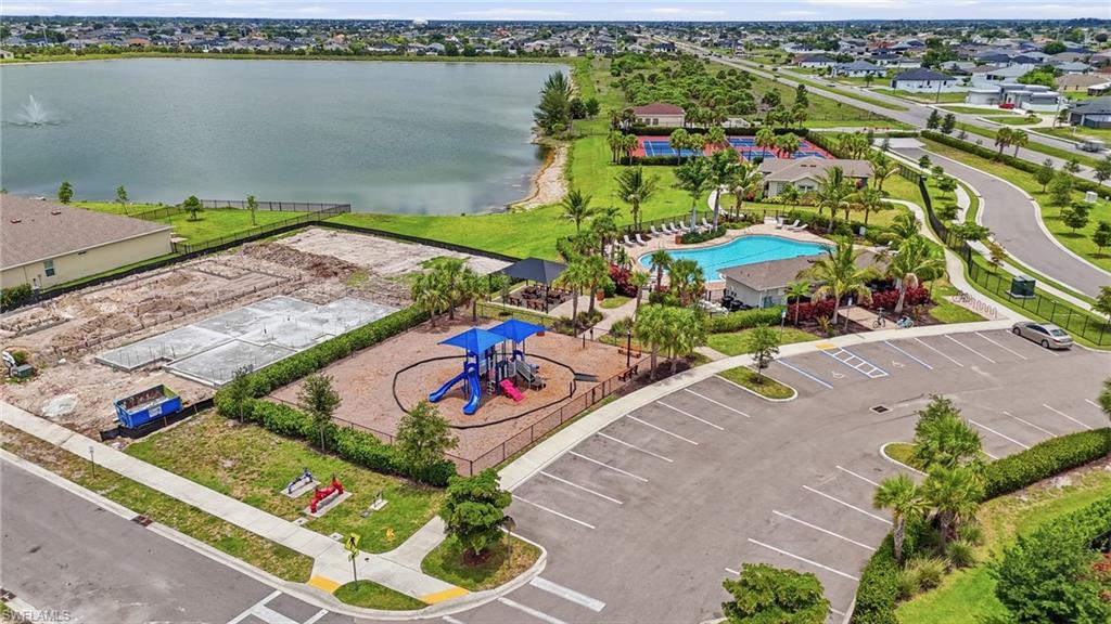 628 Parkshore Lake Ave Property Photo 46
