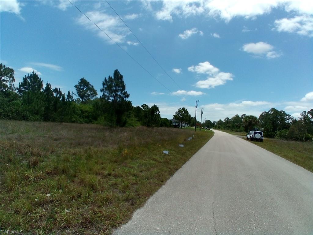 1021 Winters St E Property Photo 3