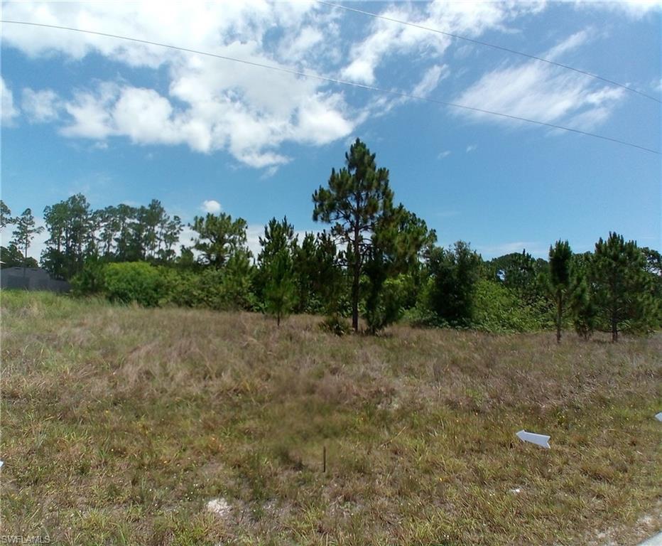 1021 Winters St E Property Photo 8