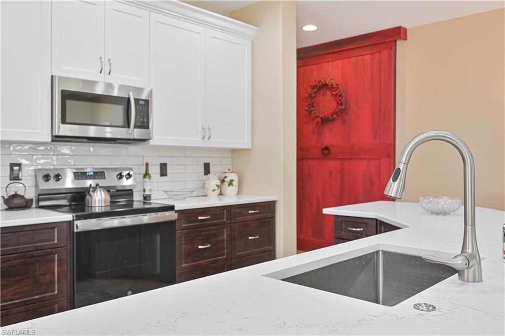8701 Banyan Bay Blvd Property Photo 10