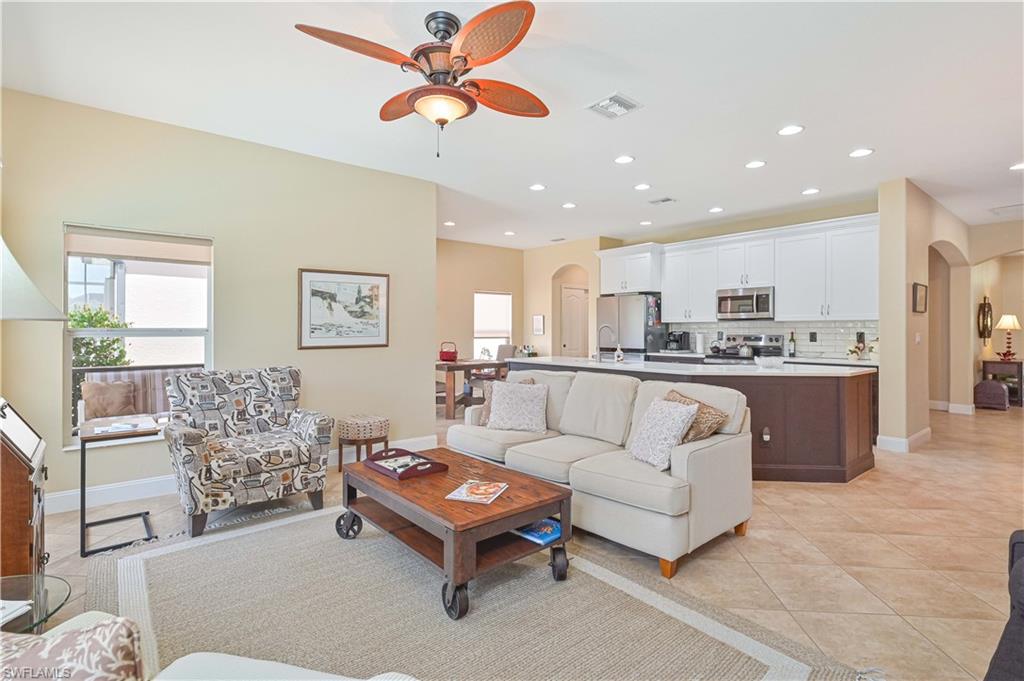 8701 Banyan Bay Blvd Property Photo 16