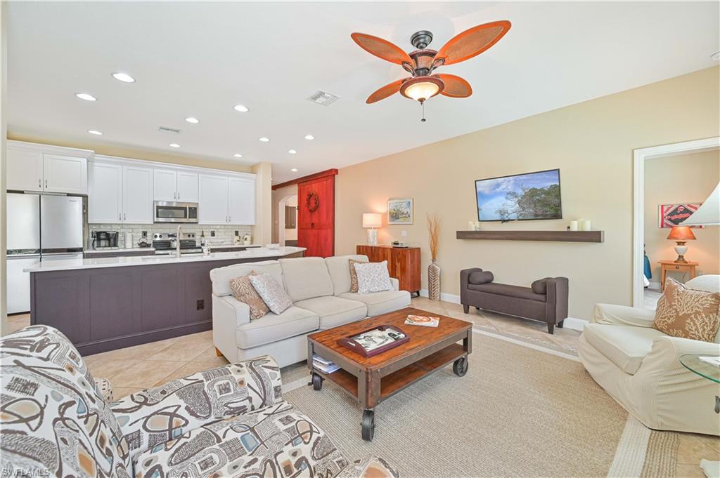 8701 Banyan Bay Blvd Property Photo 17