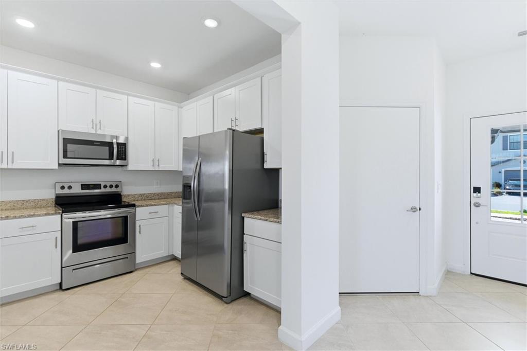 14128 Pine Lodge Ln Property Photo 8
