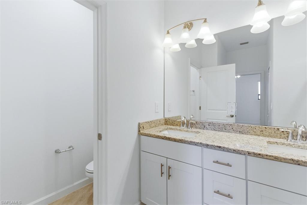 14128 Pine Lodge Ln Property Photo 22