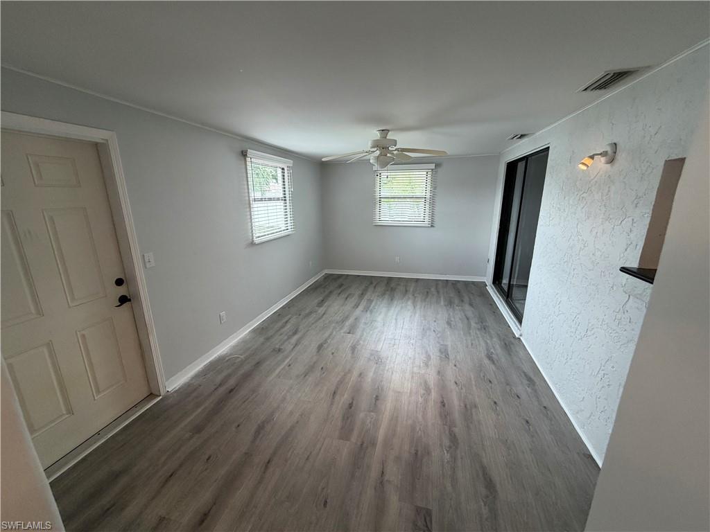 2121 Se 1st Ter Property Photo 6