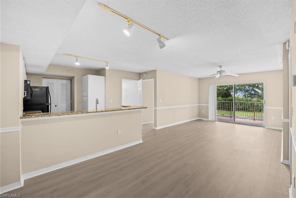1590 S 42nd Cir 209 Property Photo 4