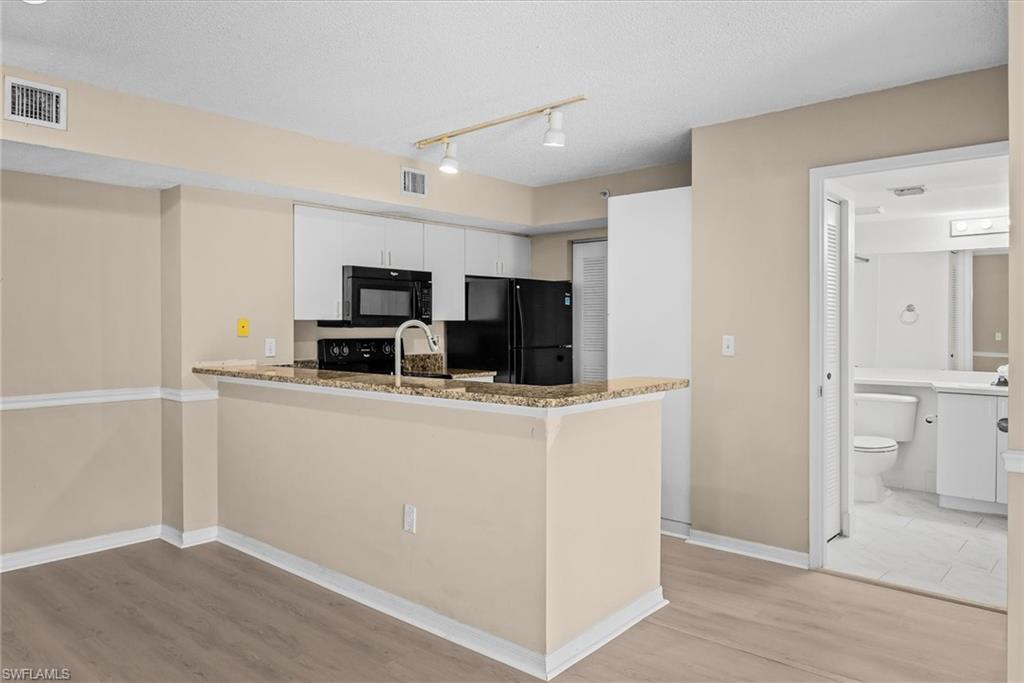 1590 S 42nd Cir 209 Property Photo 7