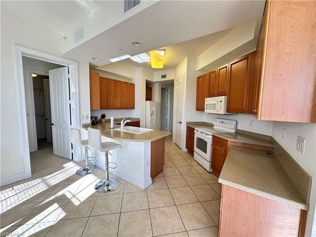 98 Vivante Blvd 315 Property Photo 19