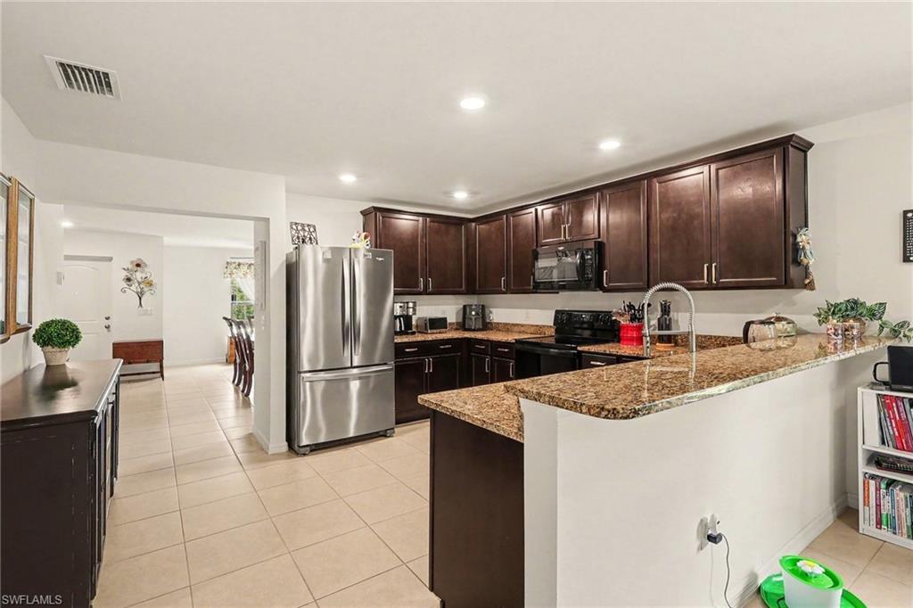 816 La Salle Ave Property Photo 14