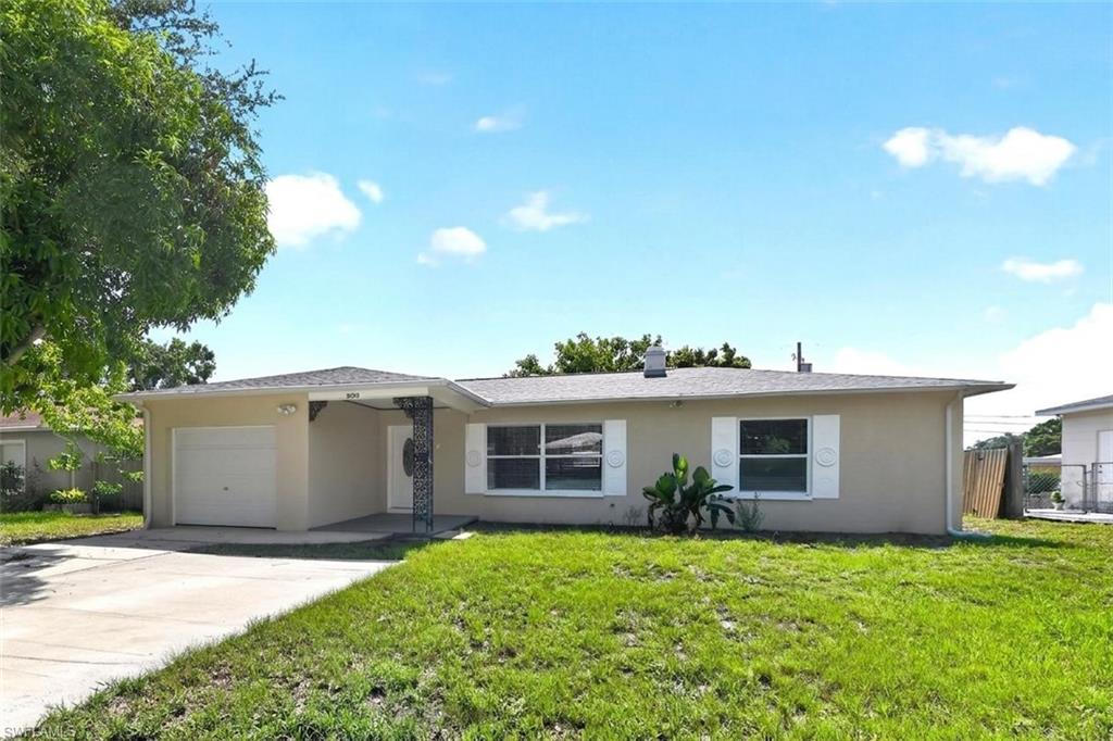 5235 Robin Ln N Property Photo 2