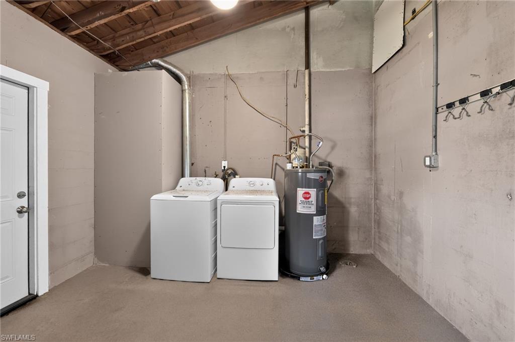 5235 Robin Ln N Property Photo 38