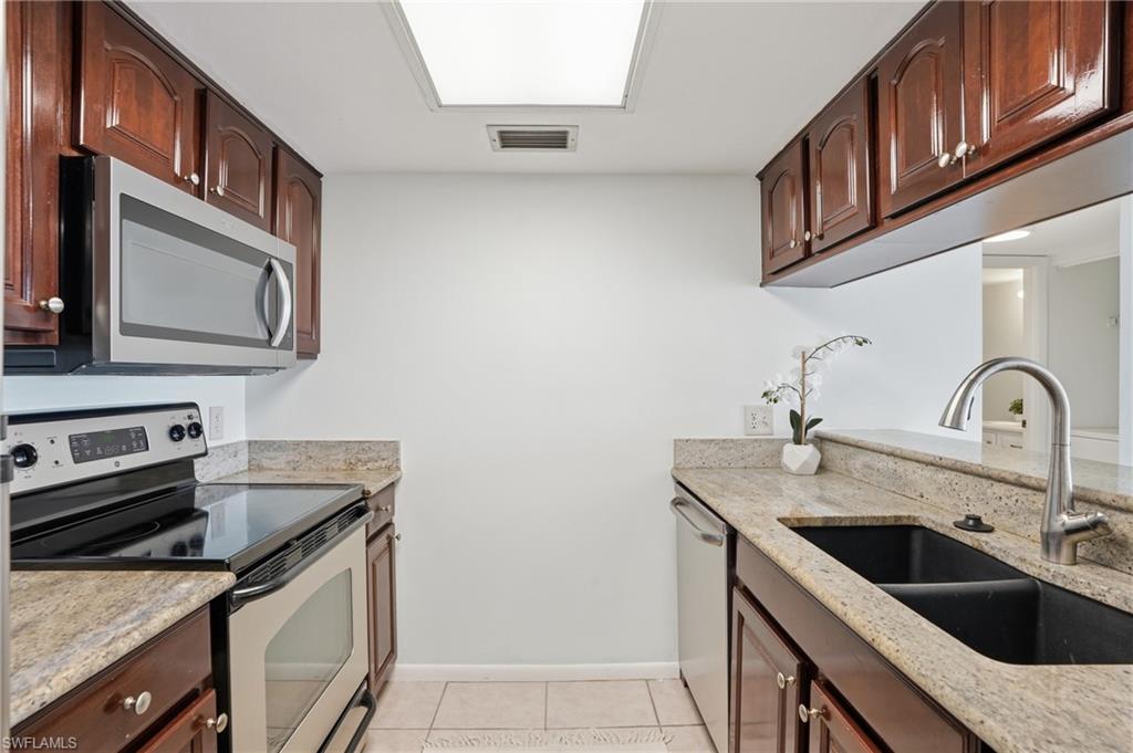 2885 Palm Beach Blvd 301 Property Photo 5