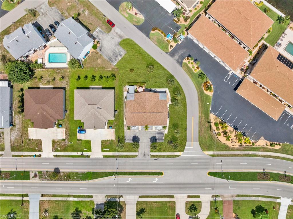 4353 Country Club Blvd C Property Photo 13