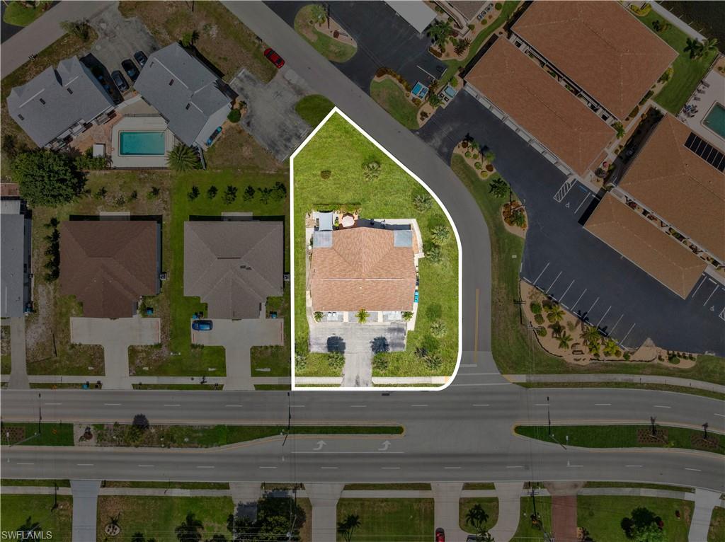 4353 Country Club Blvd C Property Photo 14