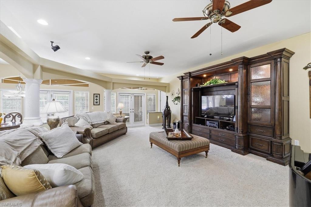 14760 Royal Oak Ct Property Photo 10