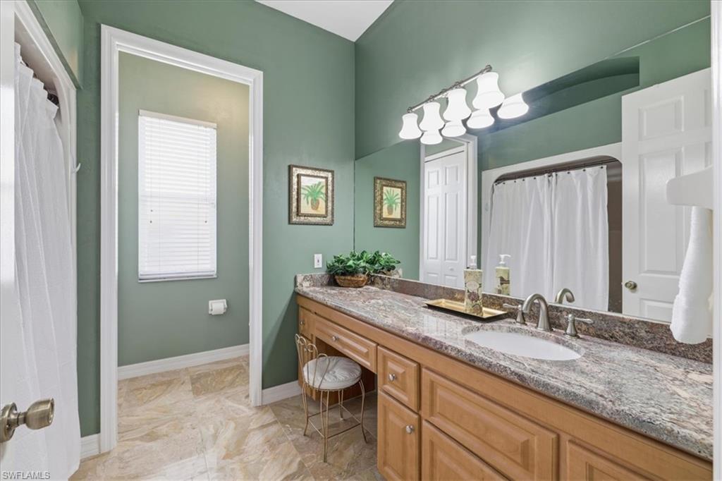 14760 Royal Oak Ct Property Photo 21