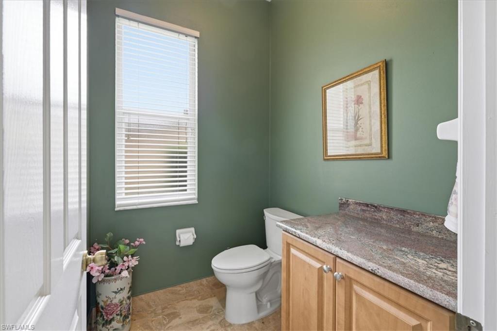 14760 Royal Oak Ct Property Photo 25