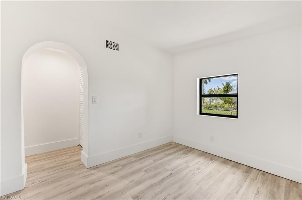 1717 Sunset Pl Property Photo 18