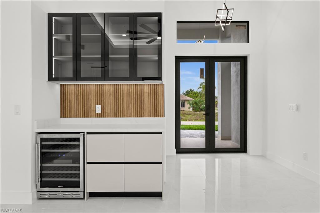 1102 Sw 42nd St Property Photo 13