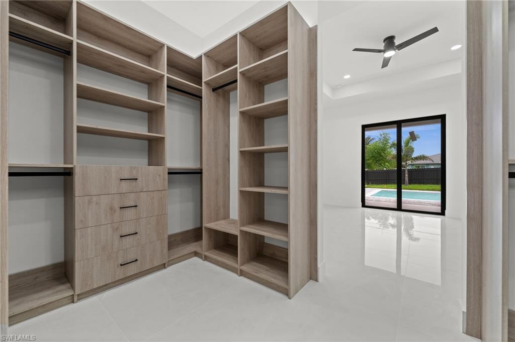 1102 Sw 42nd St Property Photo 23