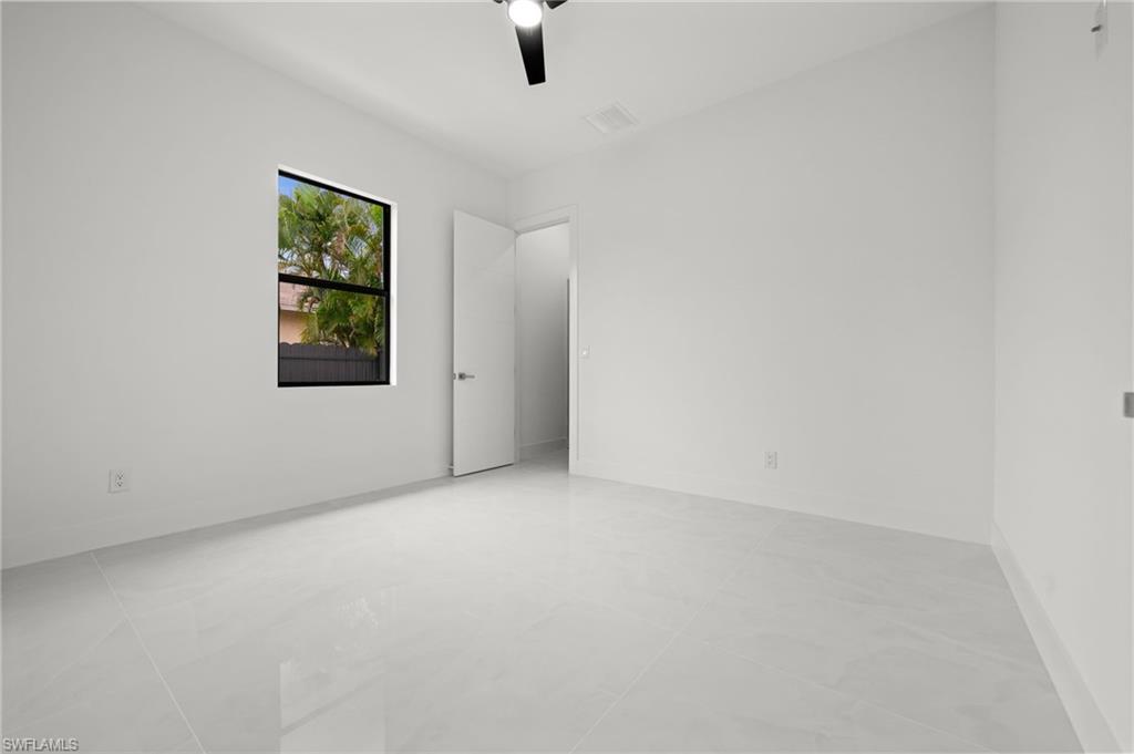 1102 Sw 42nd St Property Photo 34