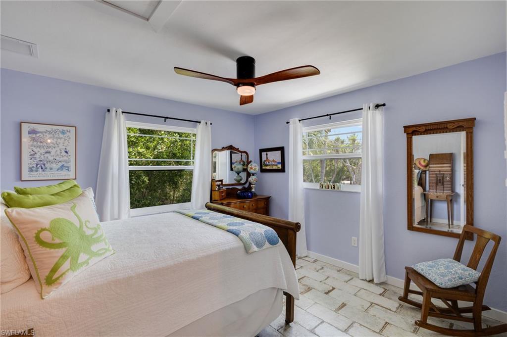 1318 Junonia St Property Photo 21