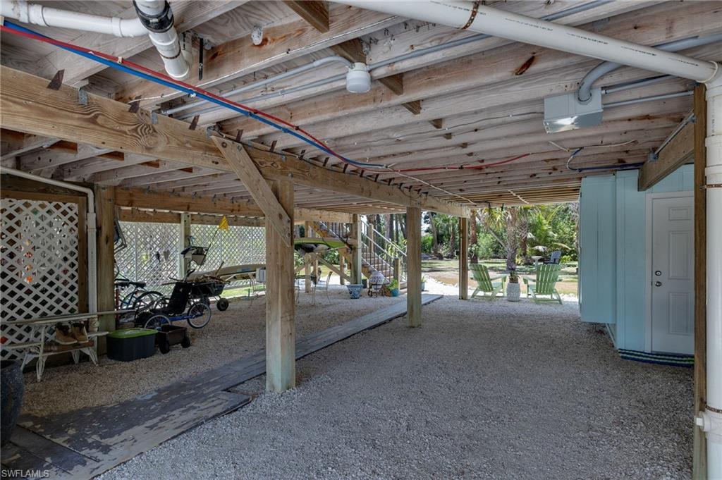 1318 Junonia St Property Photo 25