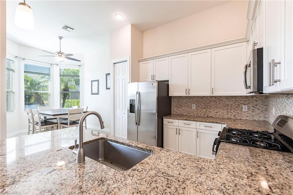 13730 Willow Haven Ct Property Photo 13