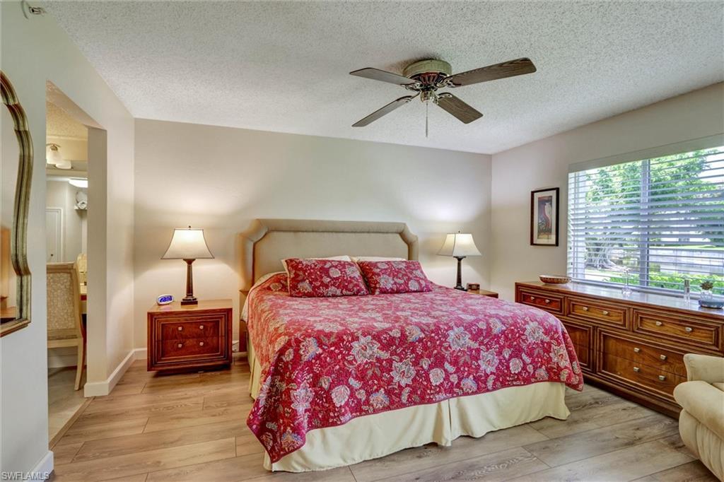 9900 Sunset Cove Ln 114 Property Photo 12