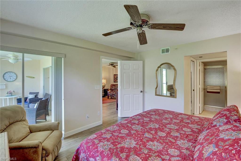 9900 Sunset Cove Ln 114 Property Photo 13