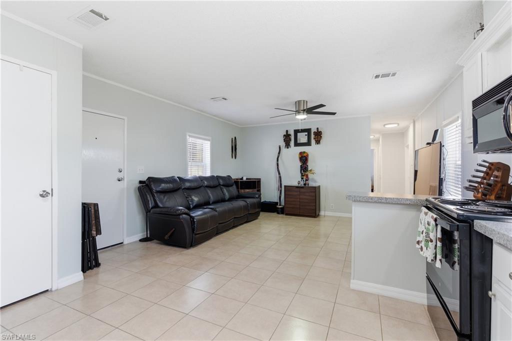 5558 Palm Beach Blvd 105 Property Photo 4