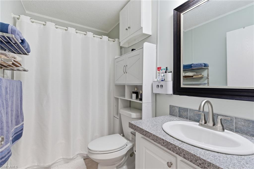 5558 Palm Beach Blvd 105 Property Photo 10