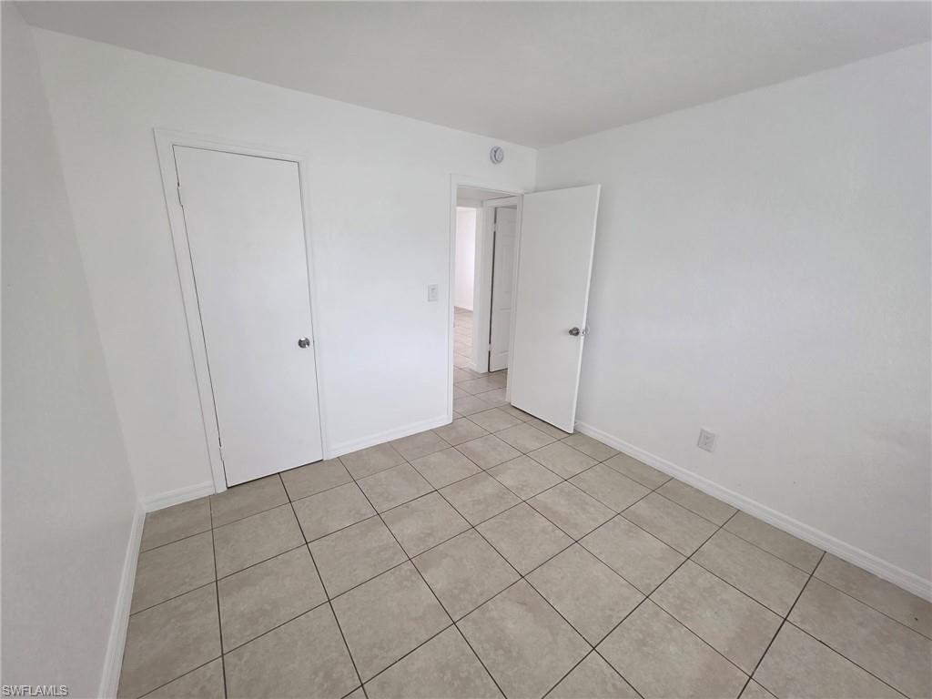 2452 Stella St 105 Property Photo 2