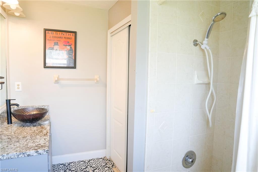 114 Greenwood Ave Property Photo 23