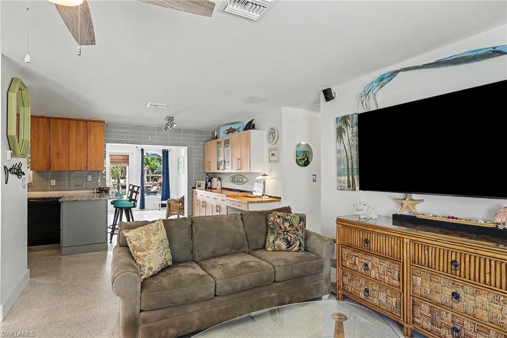 3608 Rita Ln Property Photo 9
