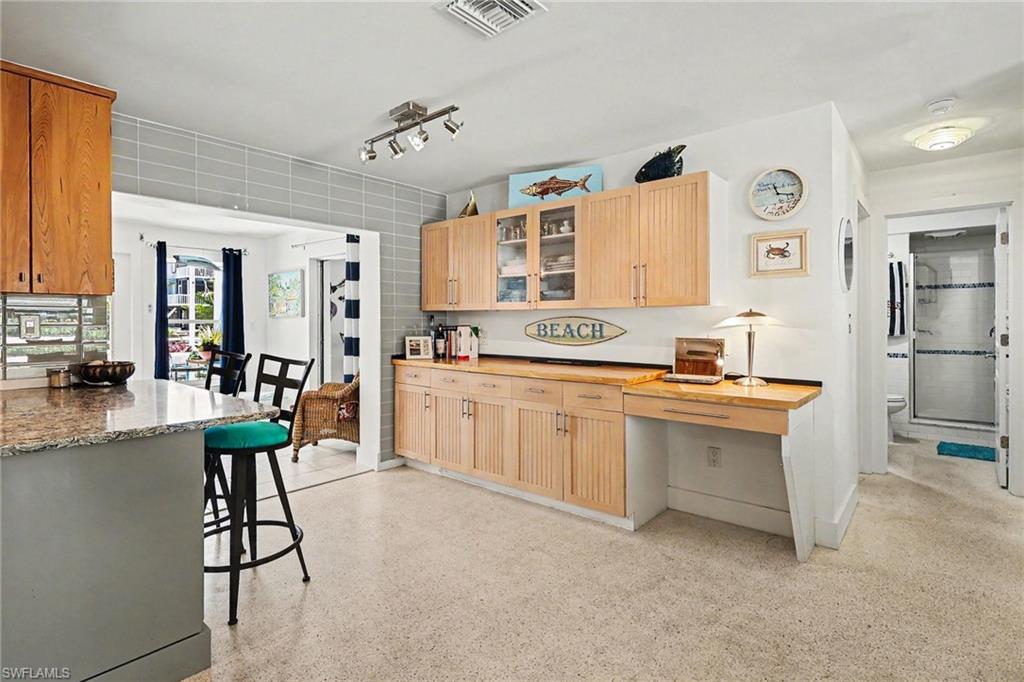 3608 Rita Ln Property Photo 13