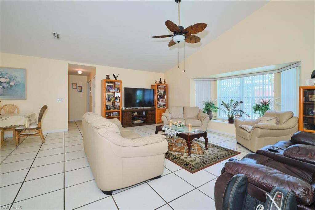 2817 Sw 43rd St Property Photo 8